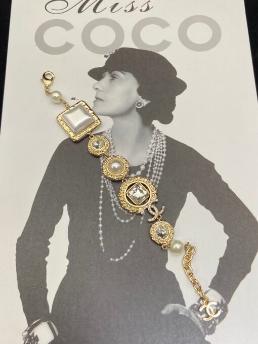 cklace Bracelet
@Chanel Palace Style Set
 Necklace Bracelet
Rich princess enters - Image 5
