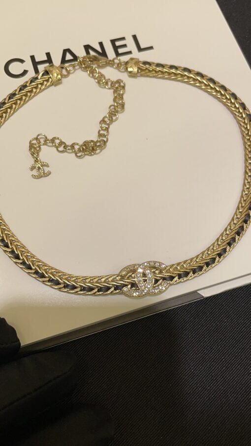 2
 22s leather wearing chain black lambskin double C necklace choker

Irresistible black and gold color matching and leather-wiped chain elements
Retro classic high-end aesthetics, versatile and not picky
Wearable on both sides, fashionable and elegant
zp customization, consistent brass material, lambskin, Swarovski diamond - Image 5