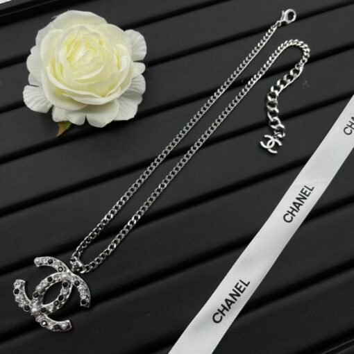 Chanel new necklace - Image 2