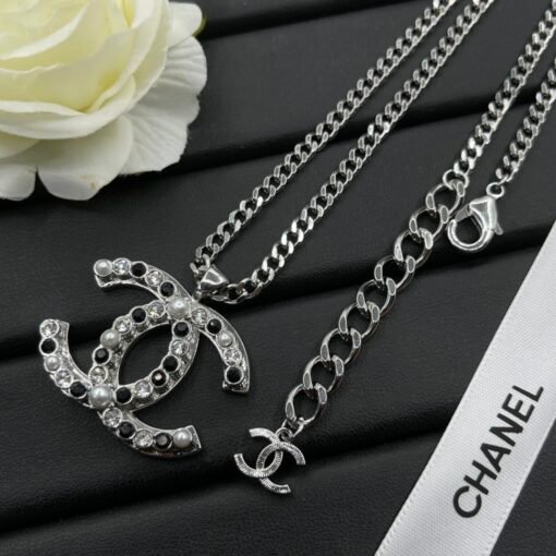 Chanel new necklace - Image 3