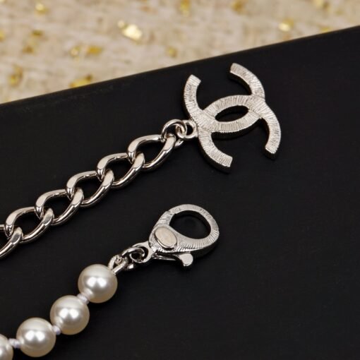 5  ~
[Chanel 23k pearl bow necklace] It's so beautiful, you must enter, it's especially suitable for this season. Each Swarovski square diamond brass material has a generous and elegant effect. It's very recommended [Strong][Strong] Please make my home [Wife] You can save 14,200 in minutes - Image 6