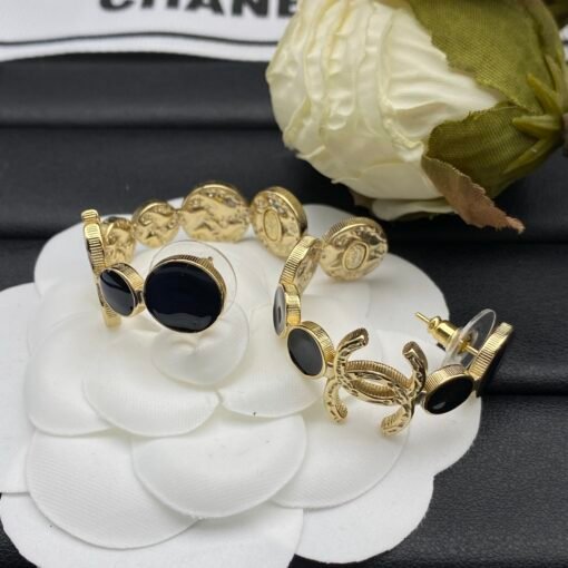 Chanel new stud earrings - 图片 4