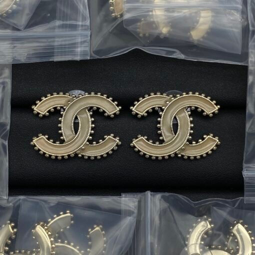 Chanel new earrings Coming