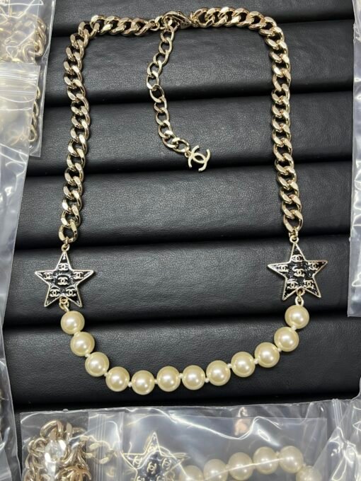 Chanel new five-pointed star star double c pearl necklace