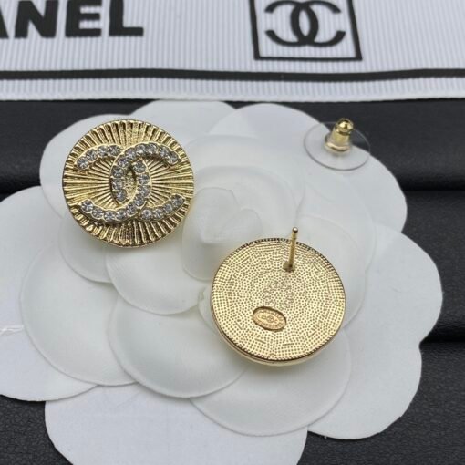 Chanel new stud earrings - Image 6
