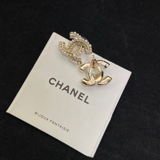 Arrived today
@Chanel Double C Pearl Stud Earrings - Image 6