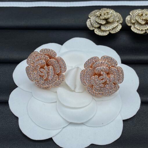 Chanel new stud earrings - Image 6