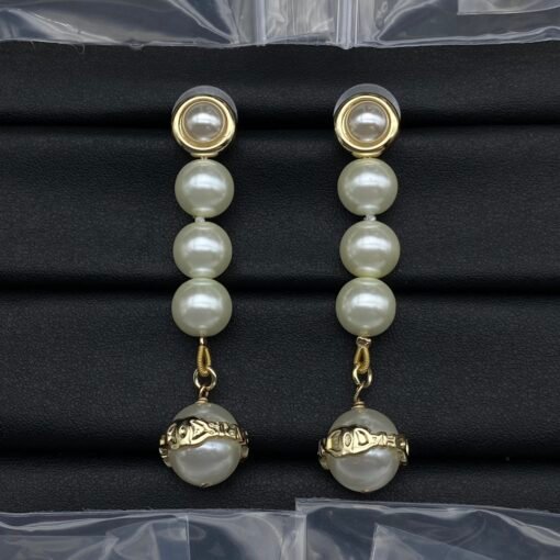 Chanel new stud earrings