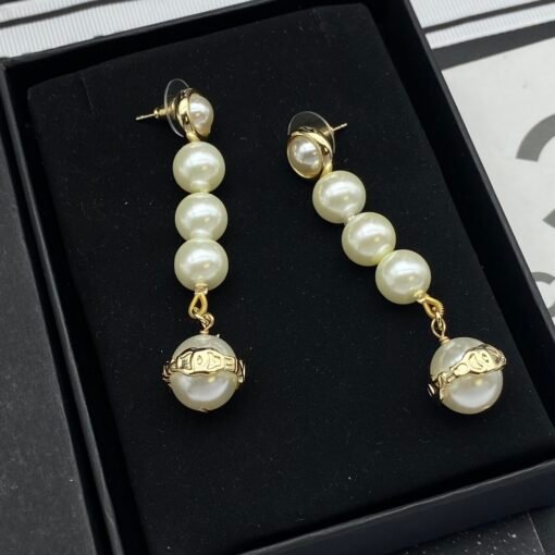 Chanel new stud earrings - 图片 3