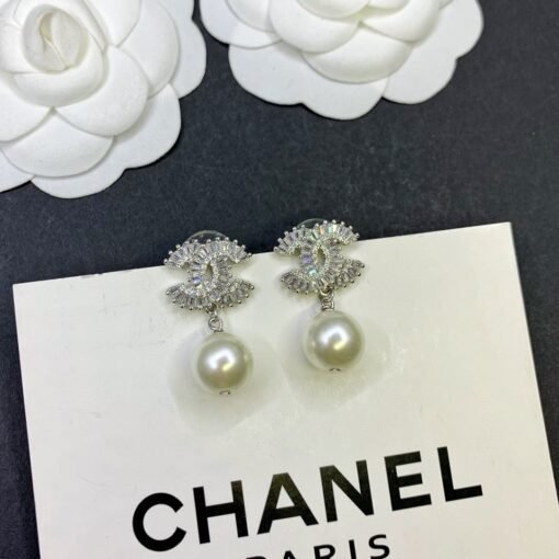 Chanel earrings - Image 2