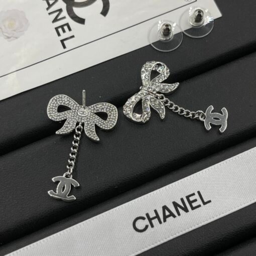 Chanel stud earrings - Image 4