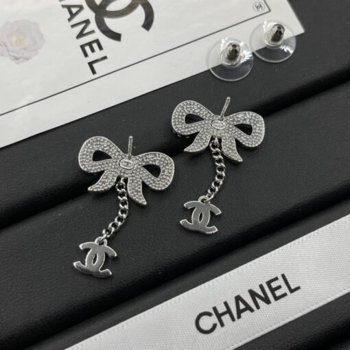Chanel stud earrings - Image 6