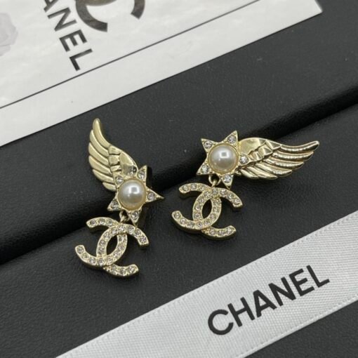 Chanel stud earrings - Image 3
