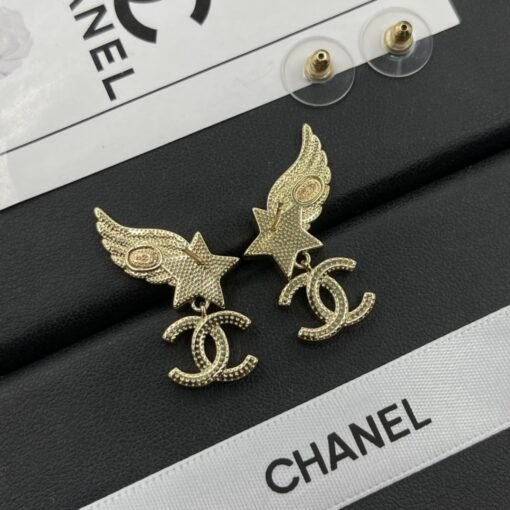 Chanel stud earrings - Image 6