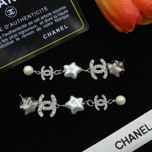 Chanel stud earrings - Image 3
