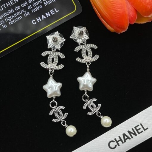 Chanel stud earrings - Image 6