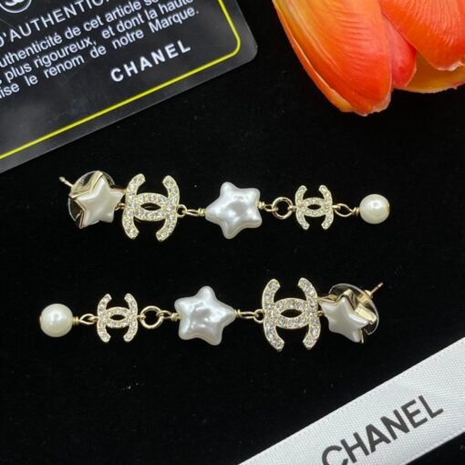 Chanel stud earrings - Image 3