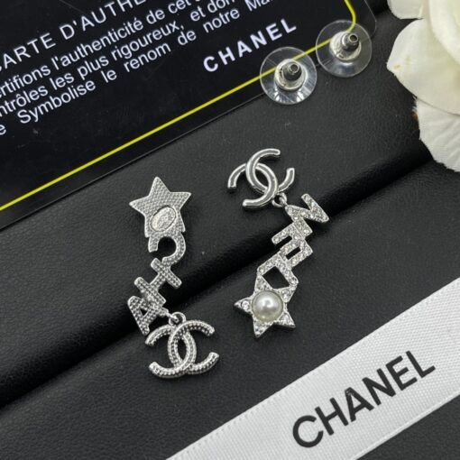 Chanel stud earrings - Image 5