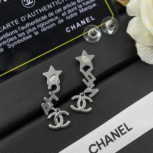 Chanel stud earrings - Image 6