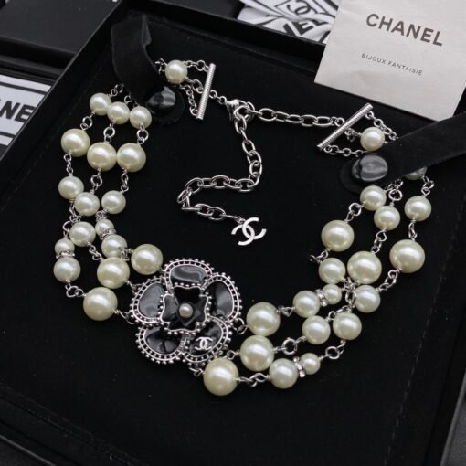Chanel new necklace - Image 3