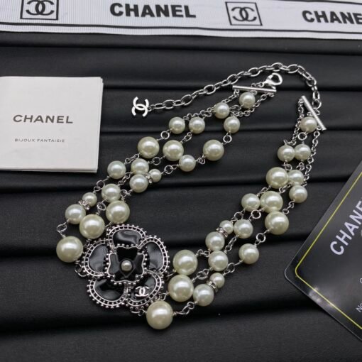 Chanel new necklace - Image 4