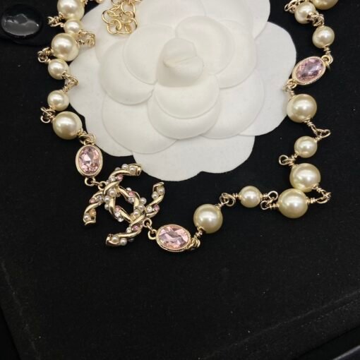 8
@Chanel Pink Crystal Double C Pearl Necklace
Wearing beautiful effortlessly - Image 3