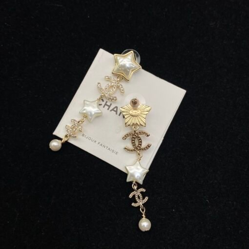 New products today
@Chanel Star Double C Tassel Earrings
Beautiful enough to suffocate, the upper ear effect is super good - Image 5