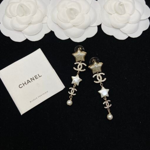 New products today
@Chanel Star Double C Tassel Earrings
Beautiful enough to suffocate, the upper ear effect is super good - Image 4