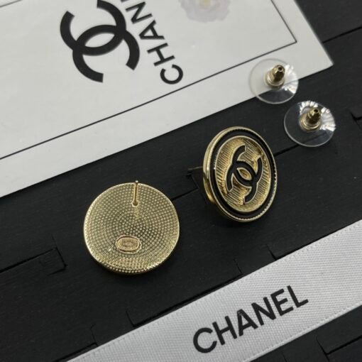Chanel stud earrings - Image 4