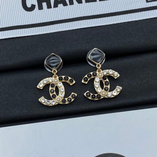 Chanel new earrings - Image 3