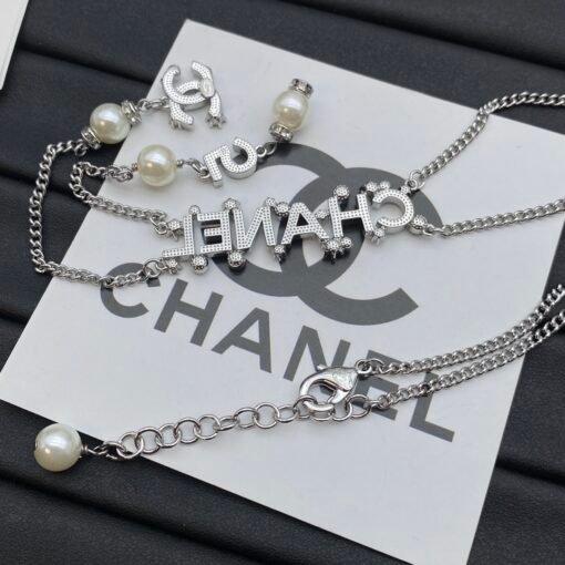 Chanel new necklace - Image 6