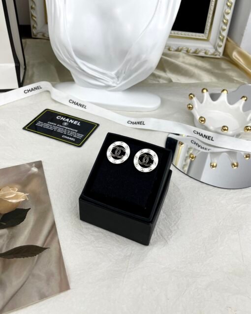 Chanel 24P white enamel hollow double C round stud earrings - Image 7