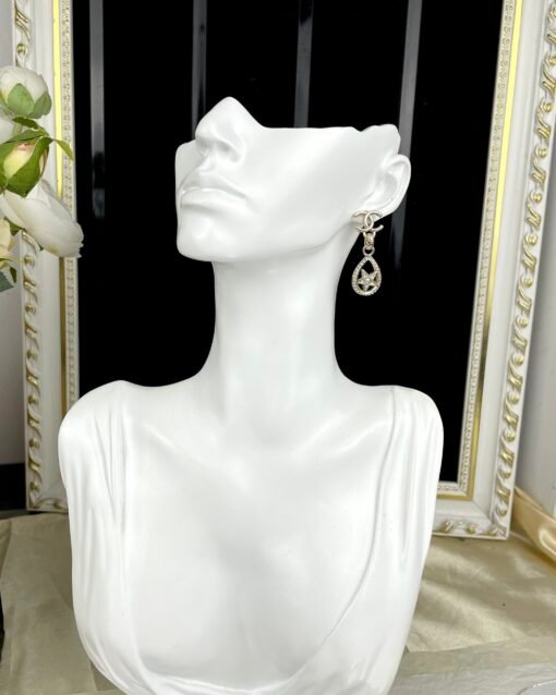 Chanel 2Newnew styles, five-pointed stars, diamond-set water drop earrings - Image 5