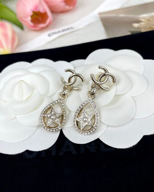 Chanel 2Newnew styles, five-pointed stars, diamond-set water drop earrings - Image 4