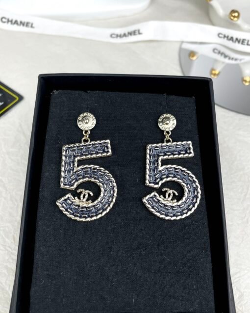 Chanel 24s new model No. Denim pattern Pendant earrings - Image 4