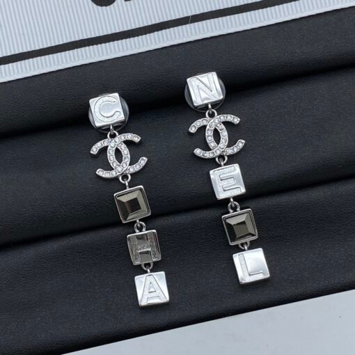 Chanel new earrings - Image 5