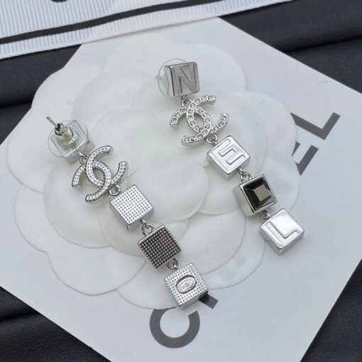 Chanel new earrings - Image 6