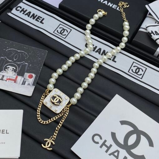 Chanel new necklace - Image 4