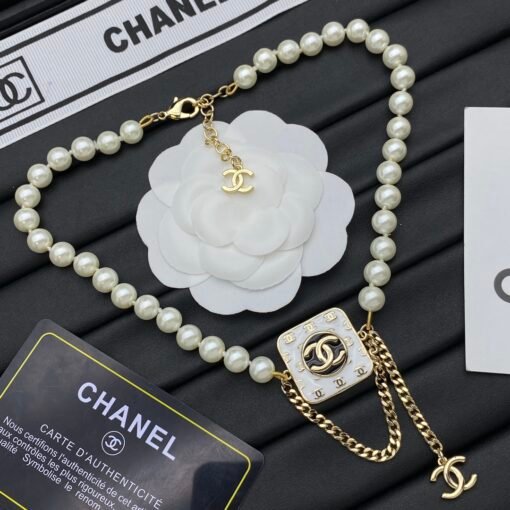 Chanel new necklace - Image 2