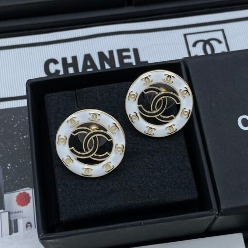 Chanel new earrings - Image 2