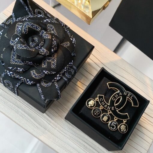 Chanel Brooch - Image 5