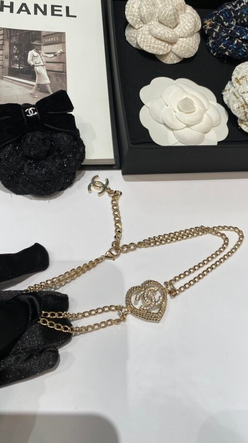 llow peach heart necklace
Whoever wears it looks good? The upper body shows temperament
Nobleness and wealth - Image 2