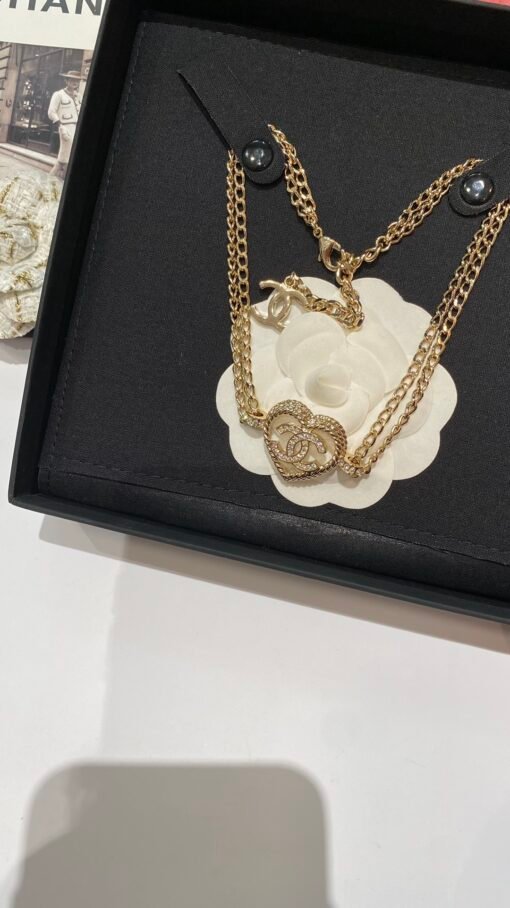 llow peach heart necklace
Whoever wears it looks good? The upper body shows temperament
Nobleness and wealth - Image 4
