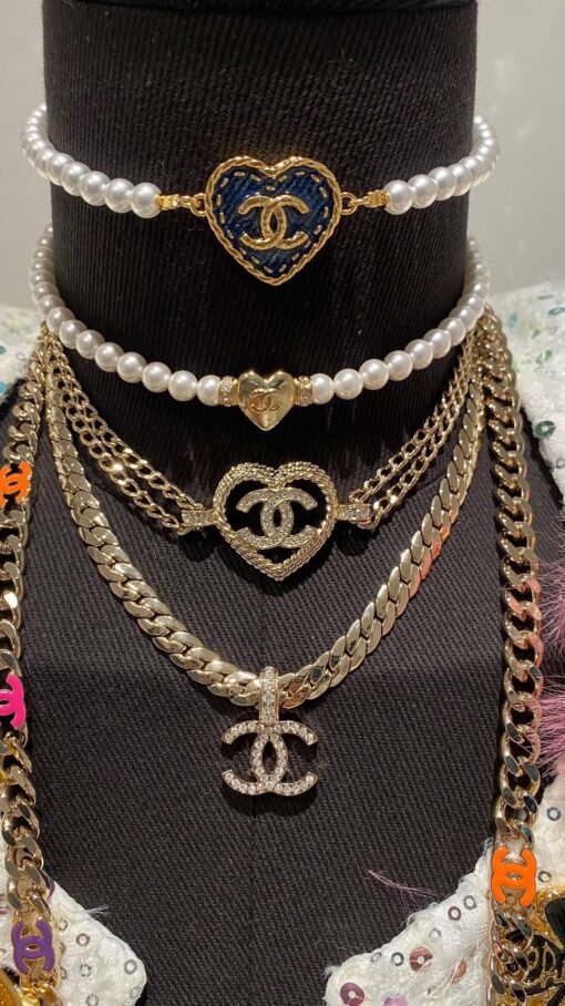 llow peach heart necklace
Whoever wears it looks good? The upper body shows temperament
Nobleness and wealth - Image 5