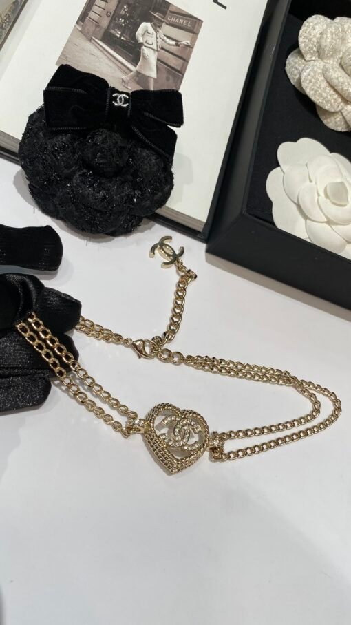 llow peach heart necklace
Whoever wears it looks good? The upper body shows temperament
Nobleness and wealth - Image 3