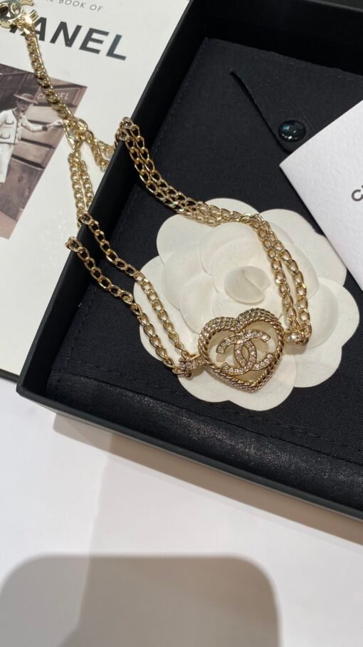 llow peach heart necklace
Whoever wears it looks good? The upper body shows temperament
Nobleness and wealth - Image 8