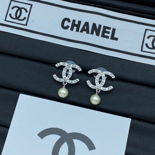 Chanel new earrings - Image 5