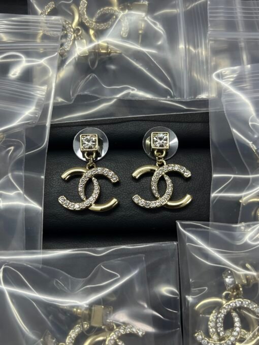 Chanel new square double C rhinestone earrings