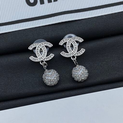 Chanel new earrings - Image 2