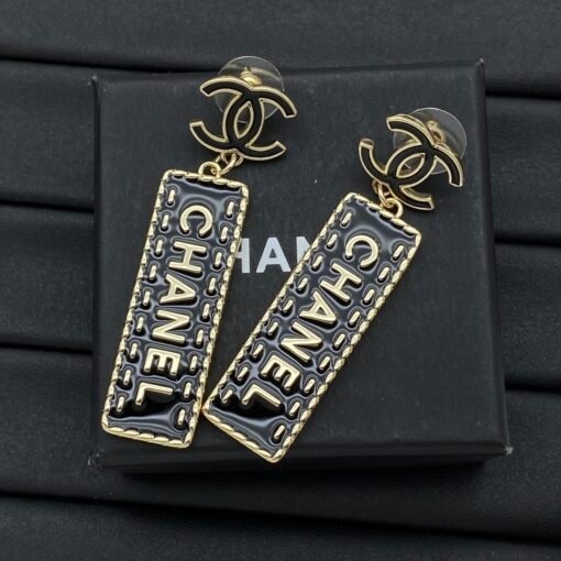 Chanel new earrings - Image 5